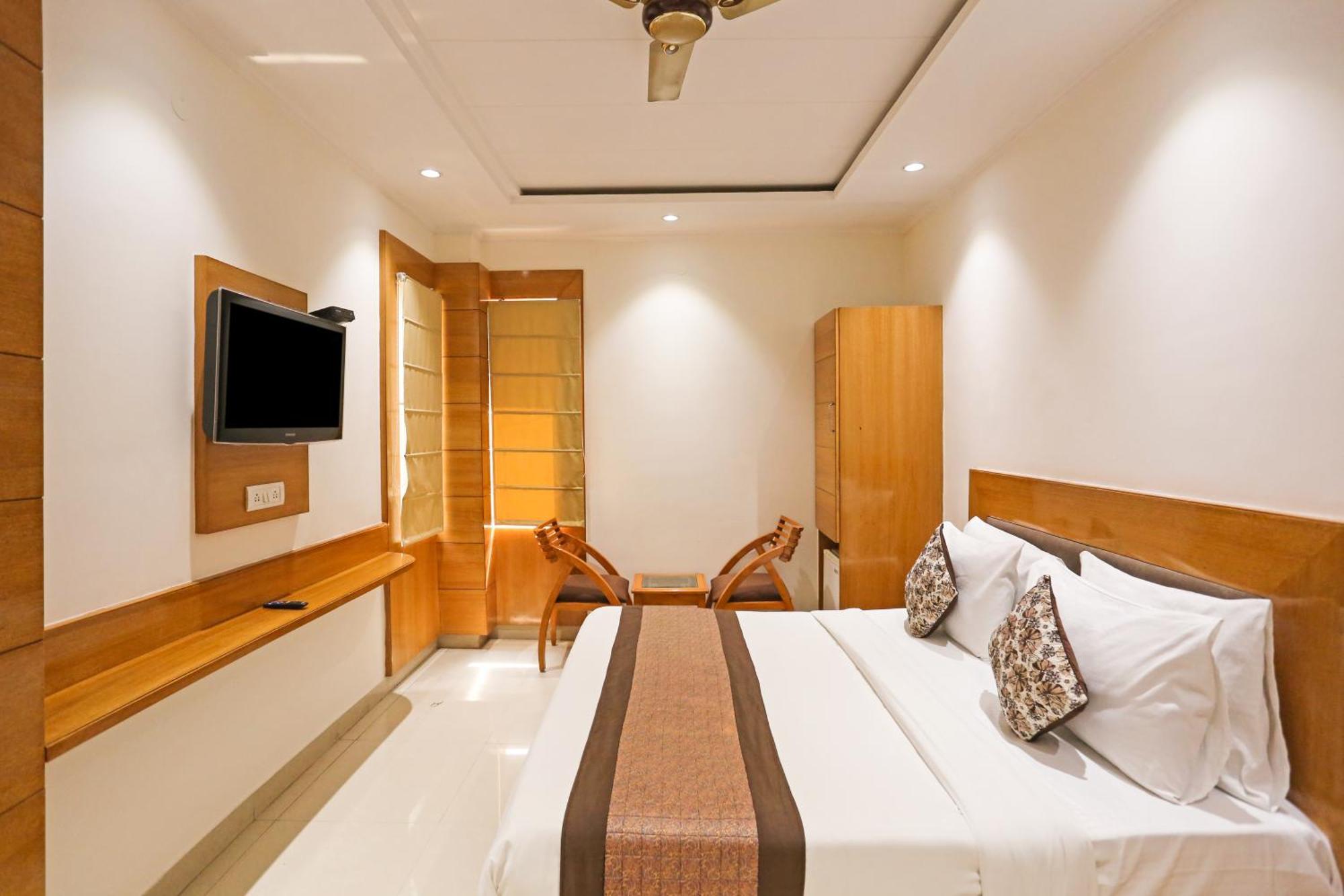 Hotel Silky Palace Near Igi Airportt New Delhi Extérieur photo