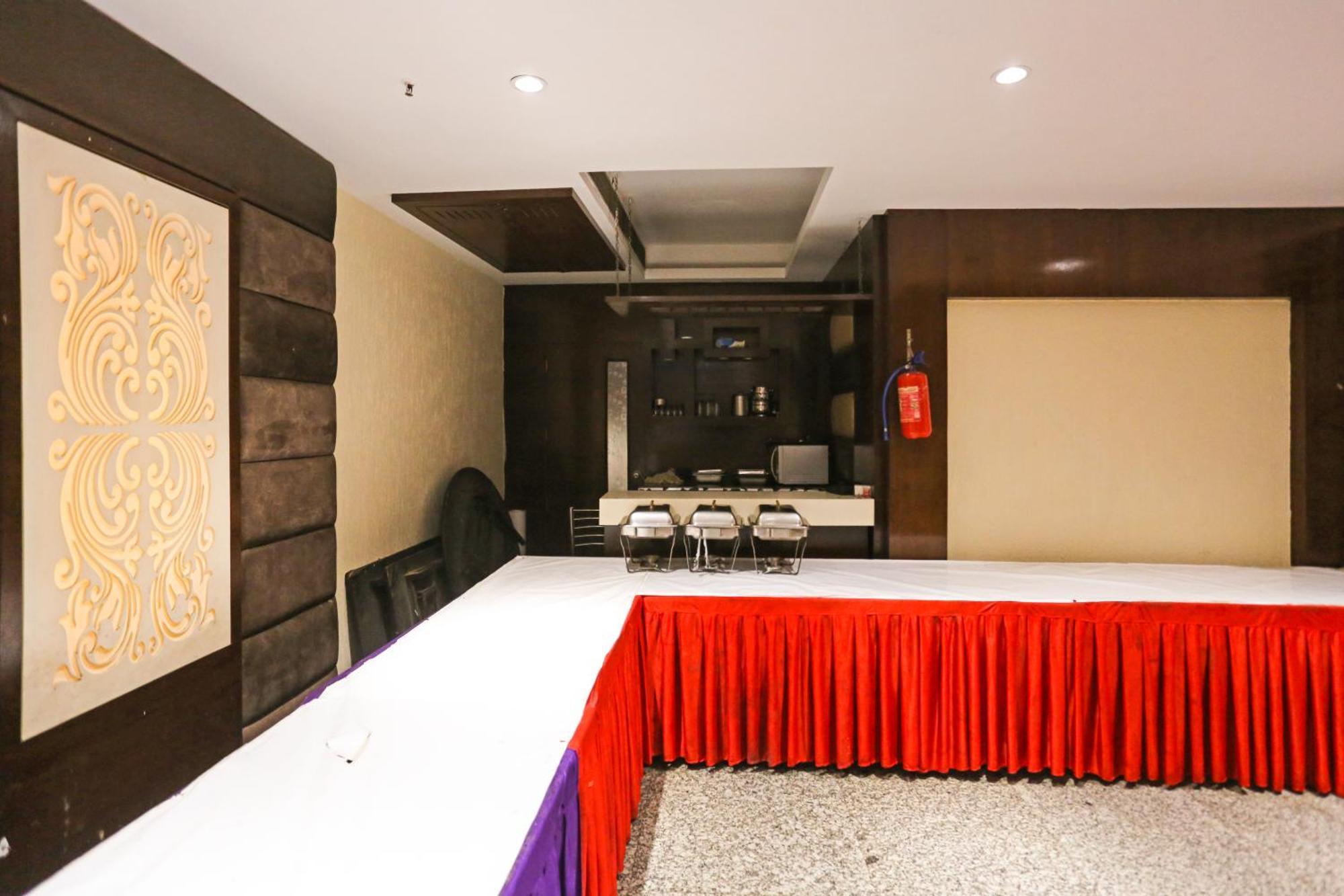Hotel Silky Palace Near Igi Airportt New Delhi Extérieur photo