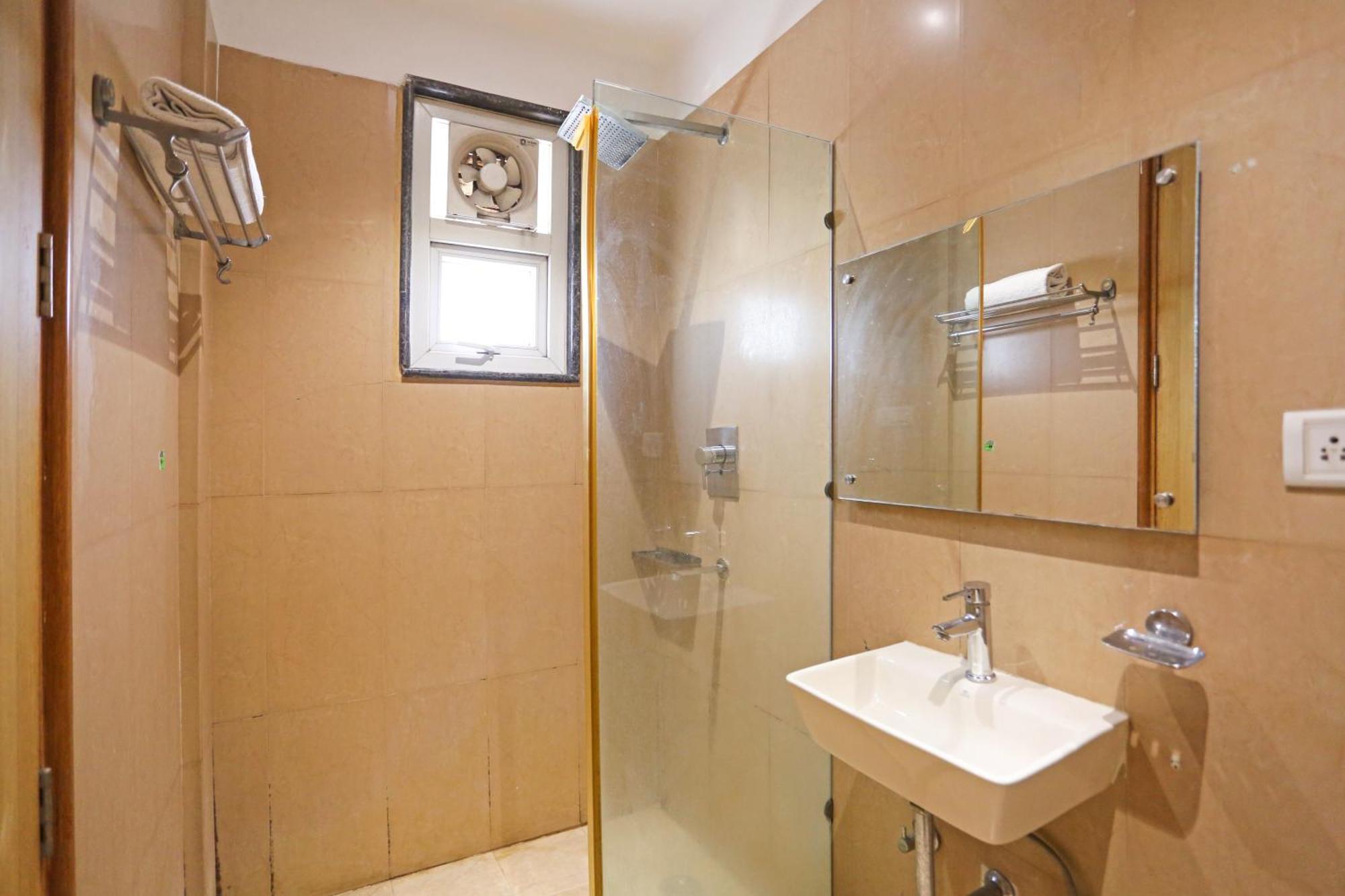 Hotel Silky Palace Near Igi Airportt New Delhi Extérieur photo