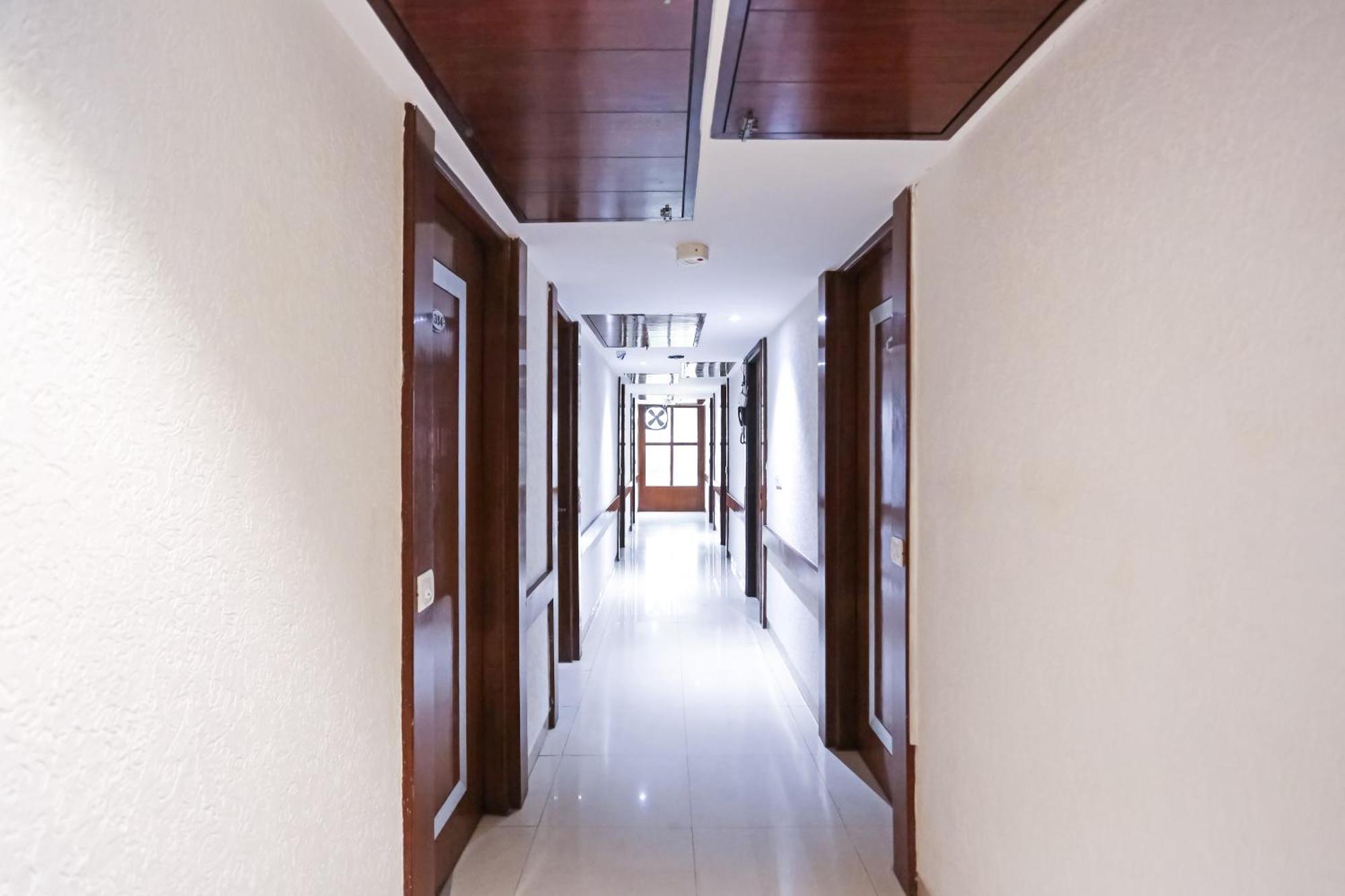 Hotel Silky Palace Near Igi Airportt New Delhi Extérieur photo