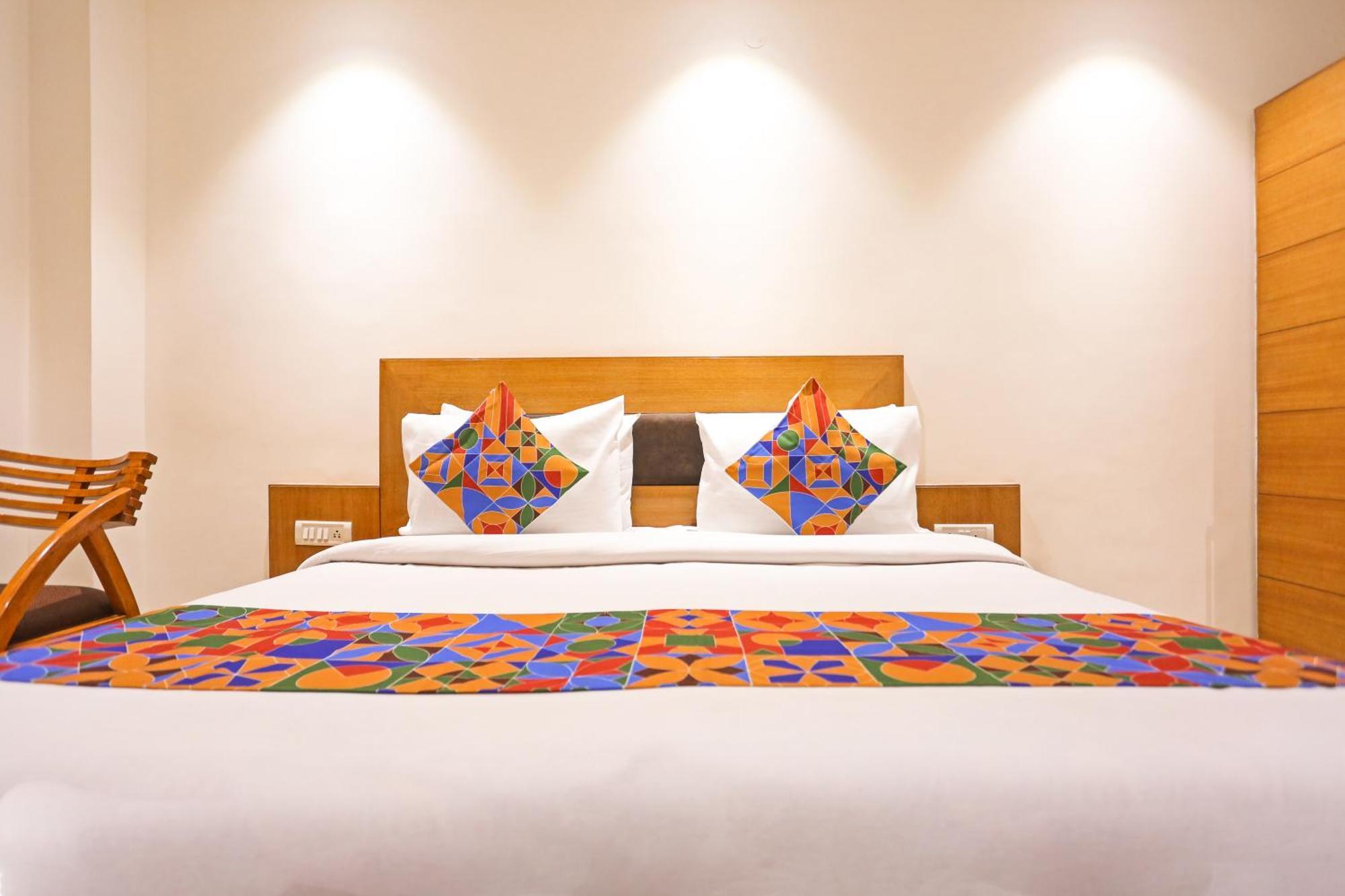 Hotel Silky Palace Near Igi Airportt New Delhi Extérieur photo
