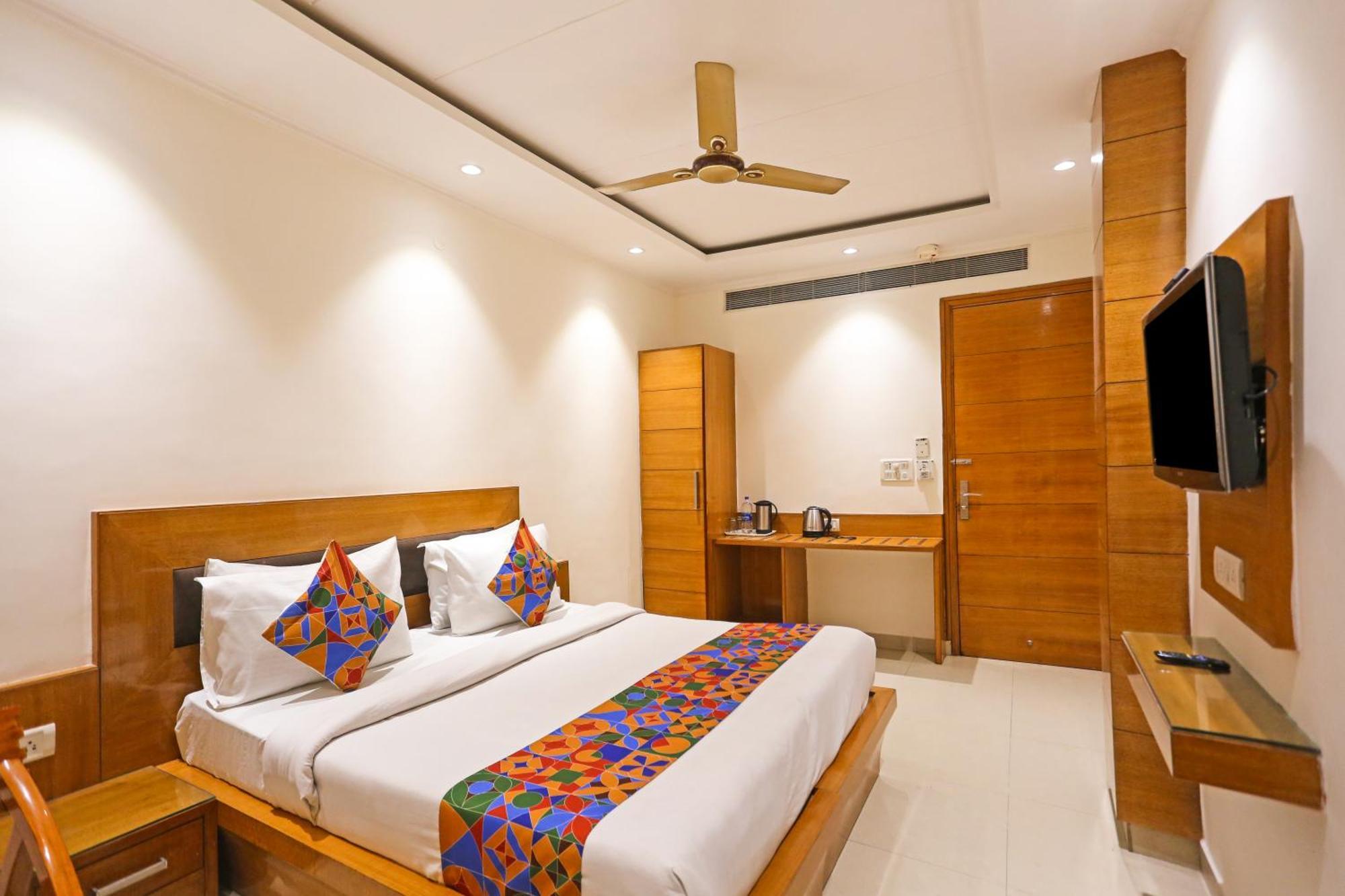 Hotel Silky Palace Near Igi Airportt New Delhi Extérieur photo