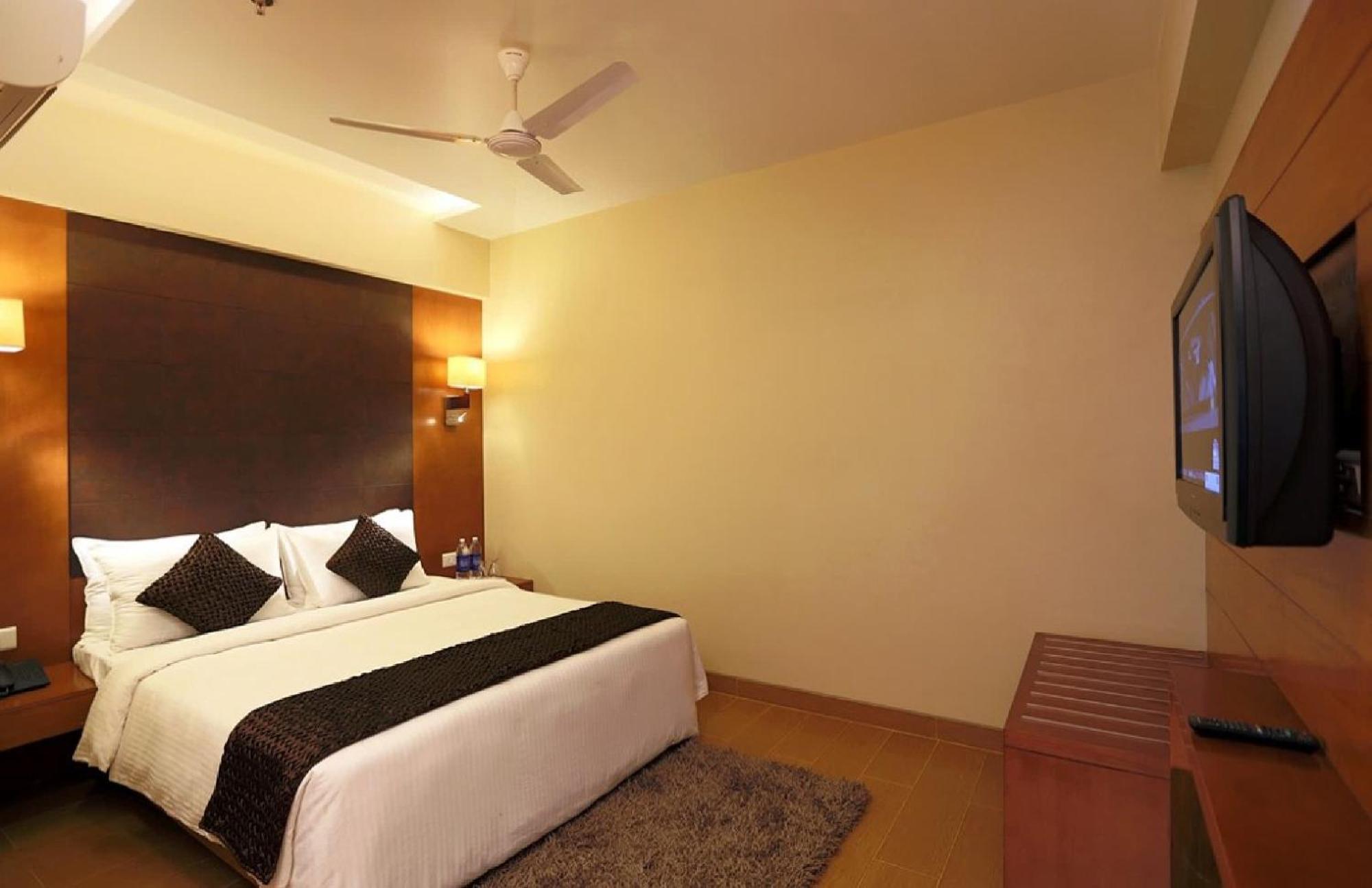 Hotel Silky Palace Near Igi Airportt New Delhi Extérieur photo