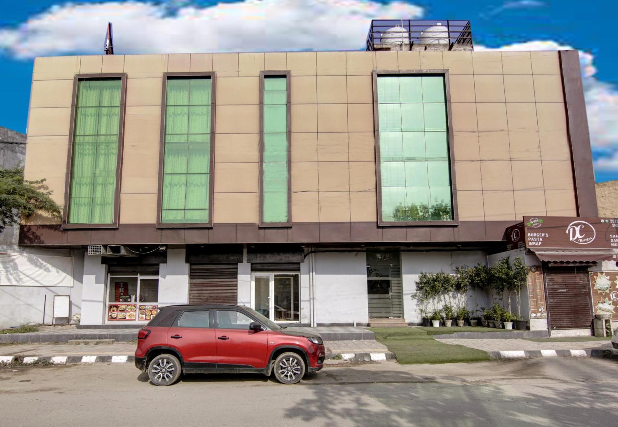 Hotel Silky Palace Near Igi Airportt New Delhi Extérieur photo